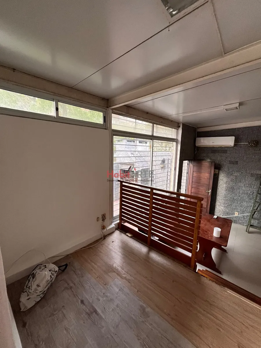 Apartamento En Alquiler De 2dorm, Patio Con Parrillero Ubicado En Pocitos · Foto 4
