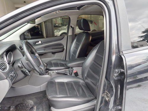 Imagen 9 de 20 de Ford Focus 2010 Ghia 2.0l Nafta