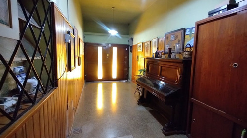 Casa 5 Amb En Venta En Villa Madero Con Pileta