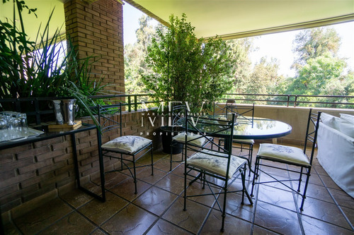 Departamento En Venta De 4 Dorm. En Lo Barnechea