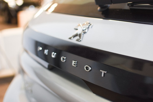 Peugeot 208 1.6 Like Pack