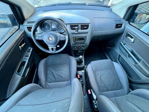 Volkswagen Fox 1.6 Vht Highline Total Flex 5p