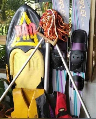 Imagen 1 de 5 de Vendo Equipos Y Accesorios Para Esquiar Acúatico