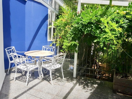 Casa Em Vila Assunção Com 4 Dormitórios - Vz2299