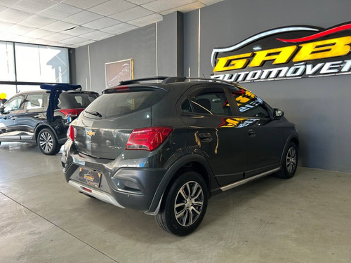 Chevrolet Onix 1.4 MPFI ACTIV 8V FLEX 4P AUTOMÁTICO