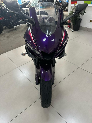 Yamaha Yzf R3 2024 / 1.096 Km