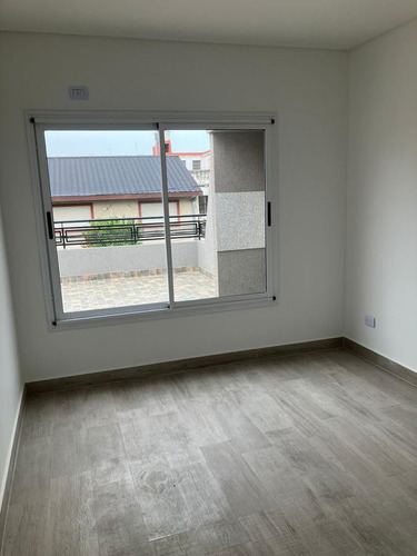 Venta De Departamento Dos Ambientes Caseros