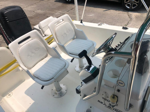 Imagen 9 de 15 de Lancha Sea Boss 2012 Motor Mercury 90 4t