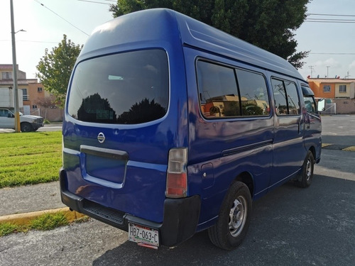 Imagen 2 de 15 de Nissan Urvan Carga, Pasajeros