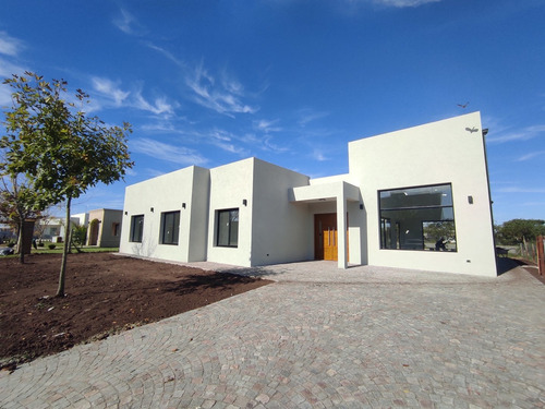 Imagen 1 de 30 de Casa En Venta Ubicado En San Matias, Escobar, G.b.a. Zona Norte