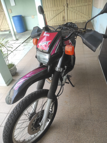 Moto Yamaha Xt 600e