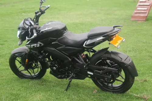 Pulsar Ns 200 Fi Negro Brillante Modelo: 2022