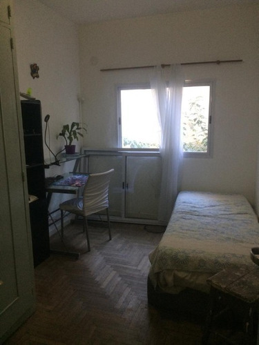 Imagen 6 de 10 de Departamento En Venta En Banfield Este