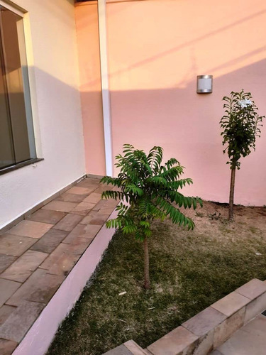 Imagem 3 de 15 de Casa - Padrão, Para Venda Em Uberlândia/mg - 1001602