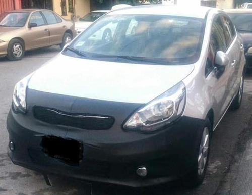 Antifaz Kiar Rio Sedan 2016 2017 Solo Fascia 1pza