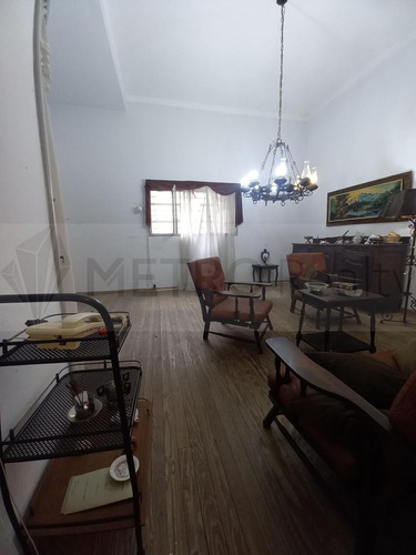 Ph En Venta 6 Ambientes En Pompeya