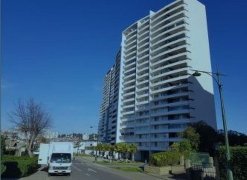 Departamento Con Excelente Ubicación En Concón