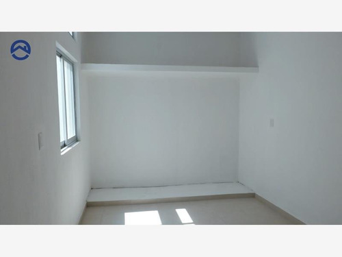 Imagen 9 de 12 de Casa Sola En Venta Azteca