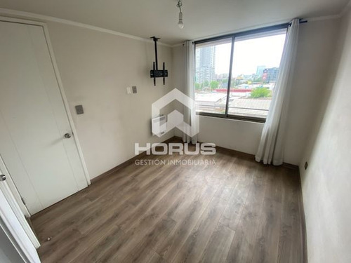 Departamento En Venta De 1 Dorm. En Estación Central