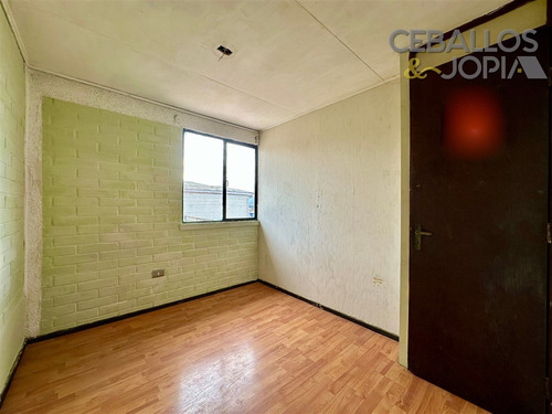 Casa En Venta De 3 Dorm. En Quilpué