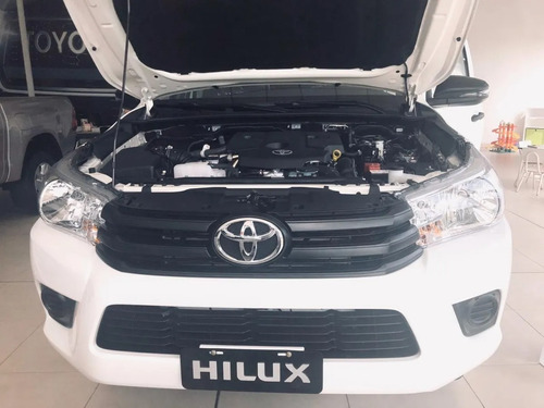 Imagen 4 de 8 de Hilux 4x2 C/d Dx