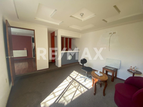 Imagen 3 de 26 de Casa En Venta Colonia Guillermina - (2)