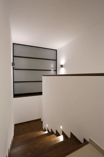 Residencia De Autor En Fracc. La Vista, 4ta Recámara En P.b, Alberca, 4 Baños