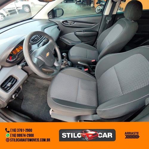Imagem 9 de 10 de Chevrolet Onix Joy Kit Black