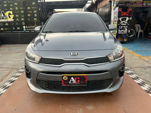 Kia Rio Emotion 1.4 Mt