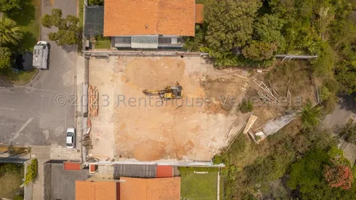 Terreno En Venta Chuao