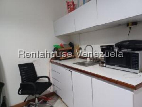 #25-11404 Amplia Oficina En El Recreo