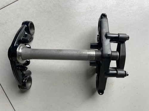 Mesa Super/infe Yamaha Fctor150/fzer150/017/018 Usado Orig