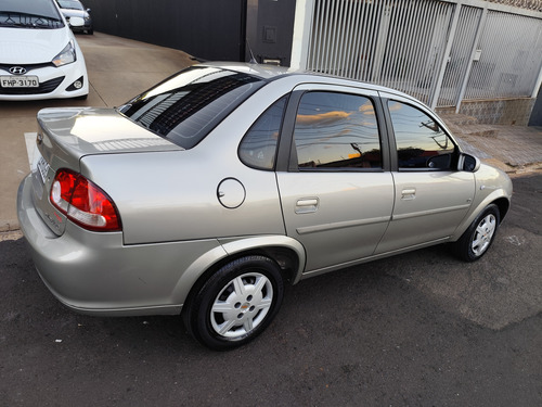 Chevrolet Classic 1.0 Ls Flex Power 4p