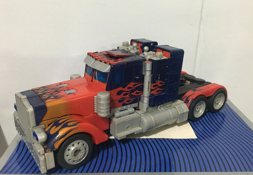 Transformers = Optimus Prime Leader Class = Hasbro 2007 (Usado)