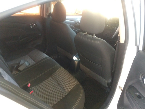 Nissan Versa 1.6 Sense 2018