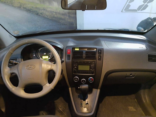 Imagem 7 de 8 de Hyundai Tucson 2.0 Mpfi Gl 16v 142cv 2wd Gasolina 4p