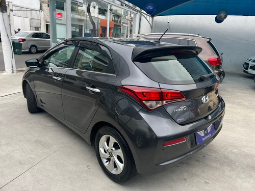 Imagem 3 de 10 de Hyundai Hb20 1.6 Premium Aut. 2016