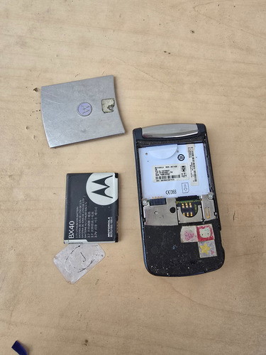 Motorola V8 (Usado)