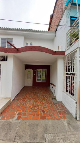 Casa En Arriendo En Cali Los Guaduales. Cod 96071