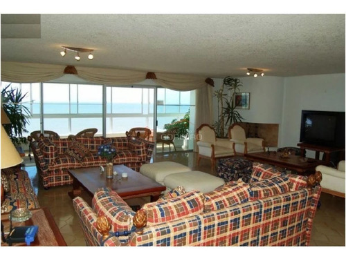 Imagen 3 de 21 de Apartamento En Punta Del Este, Zona Brava