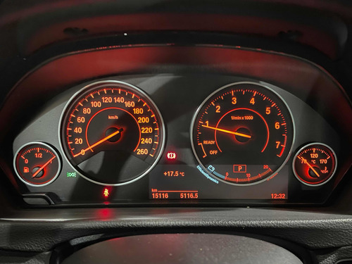 Imagen 10 de 15 de Bmw Serie 3 318 1.5 Sport Line