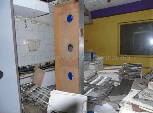 Imagen 11 de 24 de Josè Ravelo 0414-3702803 Alq.local En La Candelaria 22-22813