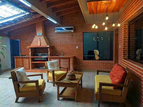 Imagen 15 de 23 de As Se Vende Casa En Urbanización Trebolinda As