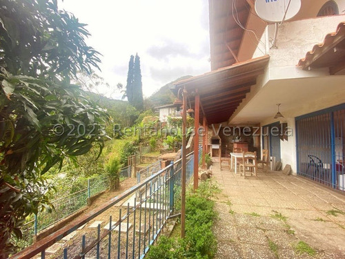 Casa En Venta En Prados Del Este Para Remodelar Calle Cerrada