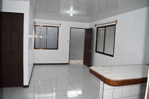 Imagen 7 de 20 de Apartamento Tipo Casita En Residencial Santa Isabel, San Pablo De Heredia. A 500 Mts Gimnasio Power Fit, Cerca De Supermercados, Trasporte Publico Y Comercio General