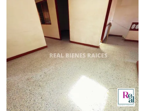 Casa En Arriendo Segundo Piso Con Mansarda