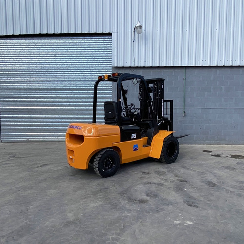 Imagen 9 de 16 de Autoelevador 3500kg 3.5 Toneladas Triple Torre 4.5m Duales