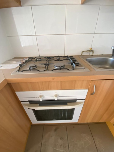 En Venta 1d+1b Amplio Dpto. Av.portugal/sta. Isabel