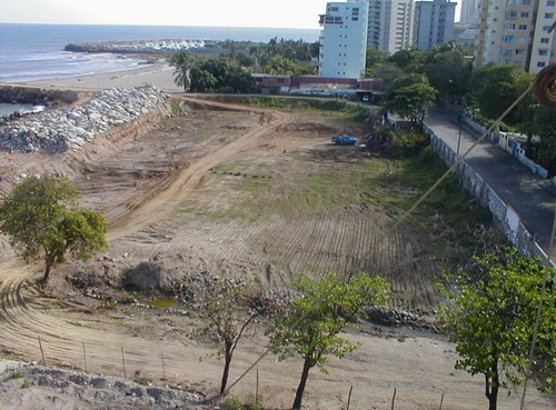 Imagen 3 de 7 de Terreno En Alquiler O Venta. 15 000mrs. Todo Los Servicios.