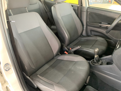 Volkswagen Gol 1.0 12V MPI TOTALFLEX TRENDLINE 4P MANUAL